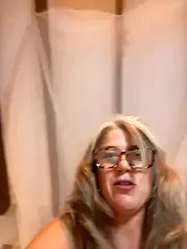 Freechat Wild-RosaBlue on StripChat