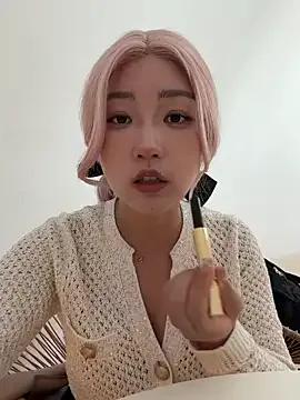 winter11 on StripChat