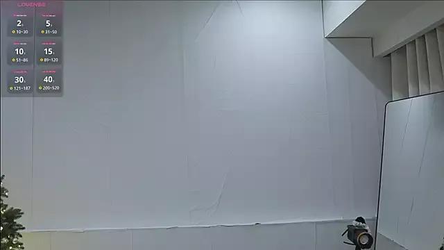 Freechat yaya_1888 on StripChat