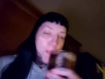 justanotherjunkie on Chaturbate